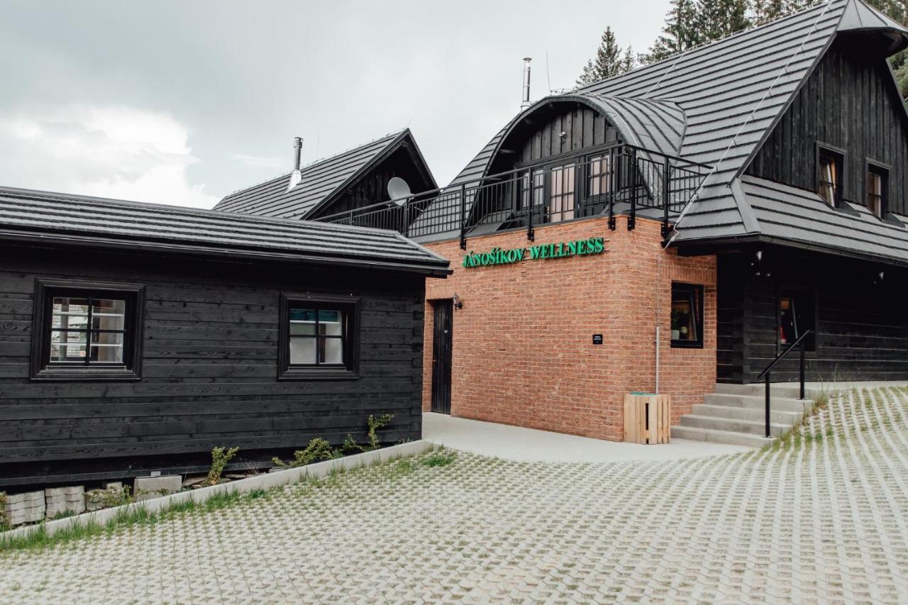 Wellness Rezort Janosikov Dvor Zázrivá Екстериор снимка