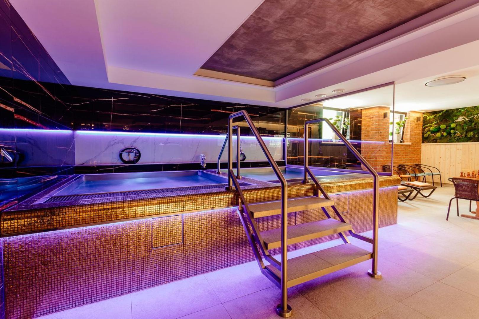 Wellness Rezort Janosikov Dvor Zázrivá Екстериор снимка